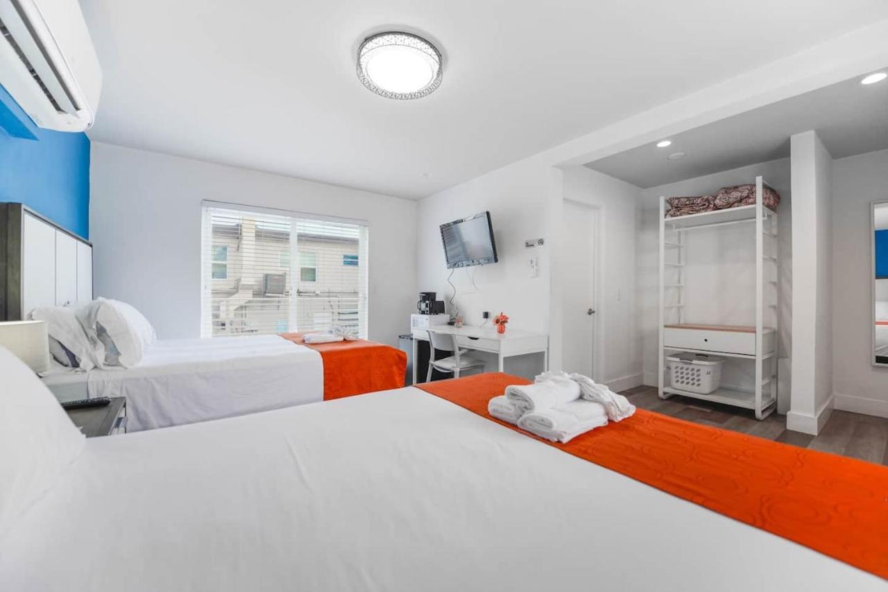 Cozy 1 Bedroom With Pool Steps From The Beach #47 Hollywood Buitenkant foto