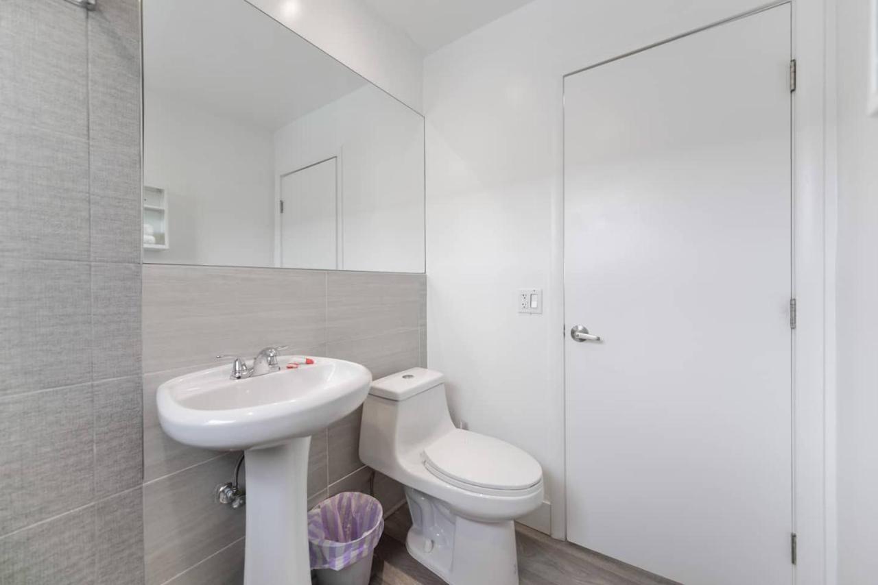 Cozy 1 Bedroom With Pool Steps From The Beach #47 Hollywood Buitenkant foto